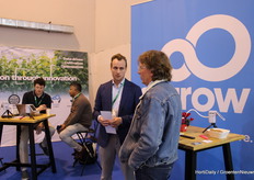 The gentlemen of Sigrow always had a busy stand