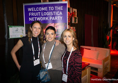 Courtney Walker, Toffany Sabelli & Julia Daws, Pure Flavor