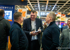 Still an icon like that, with that notebook. Our imperturbable Izak Heijboer of AGF.nl