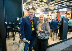 Søren Møller Nielsen and Heidi Kjar Madsen of Compaqpeat / Pindstrup take a tour of the fair.