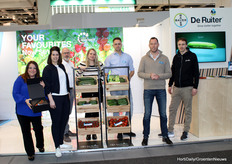 Team Bayer De Ruiter presented the updated range of tomato varieties with ToBRFV resistance: "Your favourites, now stronger"
