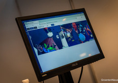 Who do we spot on camera here? Not just the GroentenNieuws photographer who tried in vain to get the image in focus....