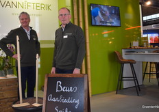 The gentlemen of vanNifterik With the spike, the latest label stick