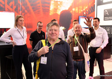 These cheerful fair visitors came for a photo bombing at Hoogendoorn. The atmosphere was soon right on Wednesday.