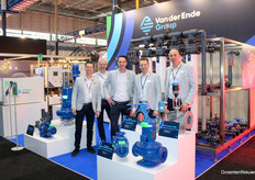Van der Ende Group presented a hybrid extension to its Airmix system, Airmix Active. Tim Kreuger, Rob van Hulzen, Ferry van der Ende, Michiel Brochus and Ruud Schulte