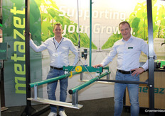 Roy van den Bos and Hans van der Vlis (Metazet) demonstrate the new TubeRaiser
