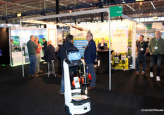 Freshwater deployed mobile presentation desks.