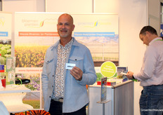 Arwin van der Wees promotes AIflows, his son Brendon's company