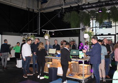 It was nice and busy early on at the fair's entrance.