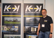 At Veldwerk Koerier, we meet Fabian van Velden. His colleague Nico Doff was just take a walk.