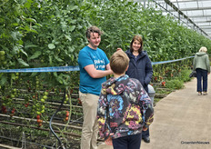 Here, the secret of the beer bottles in the greenhouse of Nursery F.J.J. de Koning is explained.