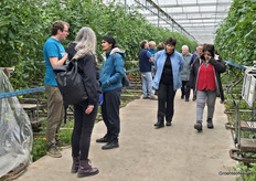 Father and son De Koning received many questions and patiently answered everyone