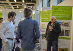 Giora Giladi of Aqua4D explained even to various television crews how their system works