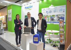 Severina Windmolders, Simon Eyers & Frederic Fernandes with Roam Technology, providing the Huwa-San solution