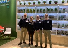 Mediane: Robert van der Laan, Gabriela Husz, Peter van Tolingen (Med. USA) and Mike Leistikow