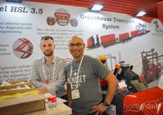 Alejandro Lopez (right) with Windset Farms discussing the new FPHU Maryniaczyk solutions with Karol Korzeniewski