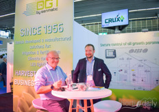 Morten Krage with Senmatic talking to a customer