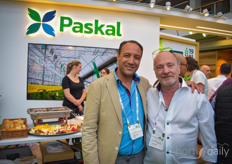 Yosef Ouhlous, Koppert Biological Systems, visits Eliezer Adania, Paskal