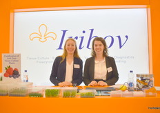 Lisa de Klerk en Paulien Reus with Iribov