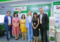 The Netherlands Vietnam Horti Business Platform (NVHBP) is bringing Dutch technology to the Vietnamese and Southeast Asian market. On the photo are Huy Kjong from Koidra, Maitai Hong, Paul Oninks, NVHBP, Thuy Lam Mong, Mirjam Boekestijn, NVHBP, Zhang Nguyen, from Koidra, and Arjen Janmaat, Ridder. The group will travel through to Dong Thap to explore local flower production.