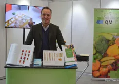 Frederick Lippert from the eponymous company offers residue analyses and microbiological examinations for fruits and vegetables.