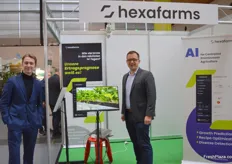 hexafarms enables greenhouses and indoor farms to grow food with the high efficiency. The company cooperates, among others, with the Franconian strawberry producer Fritz Boss, according to Managing Director Felix Kirschstein (r).
