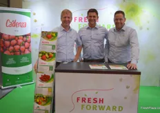 The team of the strawberry breeder Fresh Forward: Teunis Sikkema, Jörg Huber, and Ronnie Kersten. Jörg Huber is a fruit producer in Baden Achern and cultivates several varieties from Fresh Forward.