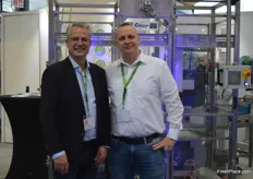 The company Cyklop develops and distributes binding machines for the vegetable sector. The representation looked back on a successful first day of the fair, says Wijnand Visser (l).