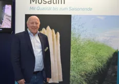 Stefan Pohl, asparagus product specialist at Limgroup, presented the new asparagus variety Mosalim on the first day of the fair.