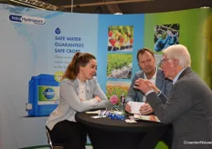 Claudia Weick from IntraHorti and Patrick van Scheijndel from Houweling Horticulture.