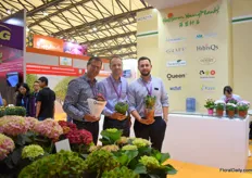 Focco Prins of Queen Genetics, Torben Pedersen of Hasfarm Youngplants and Jacob Graff of Graff. Besides Queen and Graff, Hasfarm Youngplants cooperates with several breeders, among others: Queen, Graff Breeding A/S,  Royal van Zanten, Thoruplund and more.