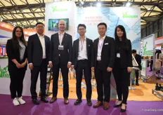 The team of Ridder China. They set up their own office and warehouse in Shanghai in 2015 and since then, they have been grown 50% per year. "The main reason for this success is our team of engineers, sales and people who have knowledge about growing plant. In this way, we can supply a good service."