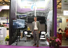 Gert-Jan van Staalduinen of Logiqs at the booth of their agent in China; Abida. They are active in China for over 4 years now and several projects are running.