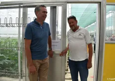 Marco van der Weerd, from Metazet FormFlex, with Koos van Schie, from the Bom Group, who built the greenhouse in Kirchweidach