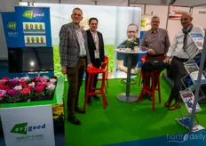 A meet-up at Cor Bremmer with Erfgoed. He's visited by Francis Paon with Fertil, their dealer Marco Vijverberg with Atout Services, and Andre Klapwijk with Priva