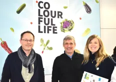 Michael Qaak, Denis Veve, and Caroline de La Coussaye from Rijk Zwaan, highlighting the expansion of their range of ToBRFV-resistant tomatoes this year.