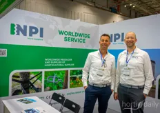 Erik van der Geest and Matthijs Kemperink with NPI, not only showing their water tanks, but also their horticultural supplies