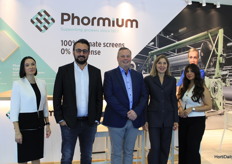 Gizem Demirhan, Tayyar Erzurumlu, Peter Ollevier, Vitalina Tsourkan and Sule Soylu with Phormium. Gizem works in customer service in Turkey. This was an important next step after Phormium opened its warehouse in Turkey last year.