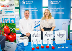 Kenny Graham and Ellys Craig, Nippon Gases