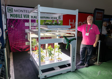 Marc Ethier, Montel, shows the GreenRak