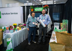 Joe Parente and Chris Everts with A-Roo, showing scotch tape and other packaging solutions