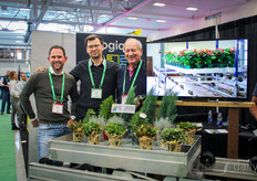 Dennis van Dijk and Edwin Hoenderdos, Logiqs. Adam Derkacz, Freeman Herbs in the middle