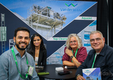 Kassius Rosa and Pasneet Kaur, Truly Green Farms, visting Van Der Waay: Anita Hanegraaf and Tom Zwanenburg