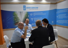 Jan-Willem Lut from Skov-Sercom has a busy booth.