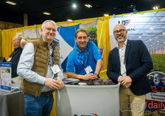 Kurt Cornelissen and Emanuel Marreel, Hortiplan, visit Ton Versteeg, Universal Fabricating