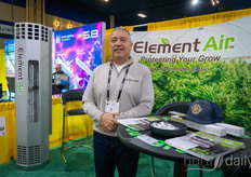 Chris Portalatin, ElementAir, showing his machine