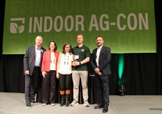 The Operational Excellence Award nominees were haven greens and Planet Farms, and ended up in the hands of Bright Farms. In their words: "BrightFarms measures its success through operational expansion and measurable business results."