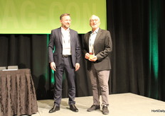 For the Trailblazer Award, there were no nominees - but there was a winner. "There are those in our industry who explore the unexplored, who ask the questions that no one else has, and push the boundaries of what's possible", the organizers shared. "The Trailblazer Award honors those who aren't afraid to challenge the status quo, and push research and CEA application into new arenas." And that's Dr. Gene Fiacomelli.