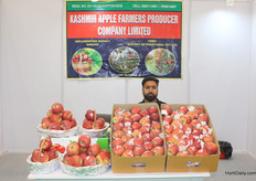 Shabir Ahmad with Kashmir Apple Farmers Producer Company.