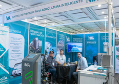 José Atayde, Jaime Medina and Cesar Ruiz, INTA.